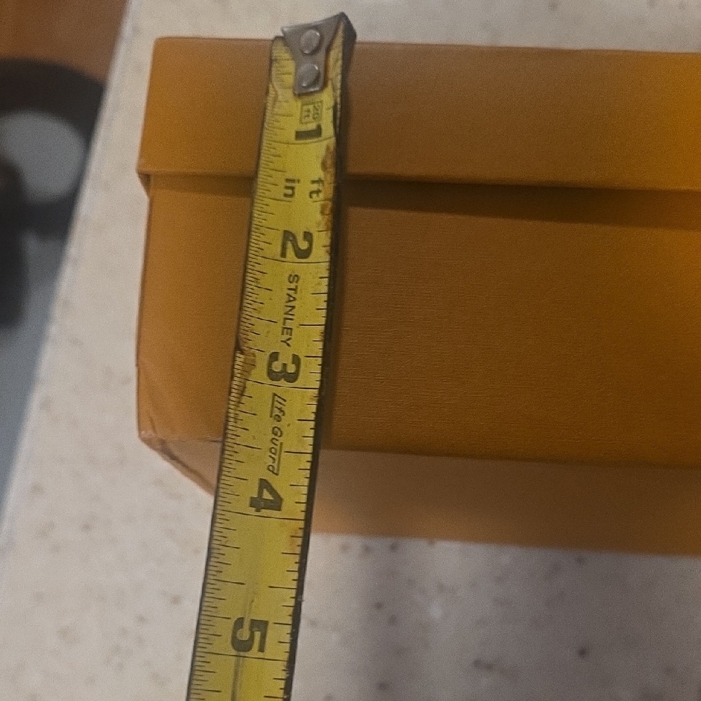 Louis Vuitton Gold Box - Picture 6 of 6